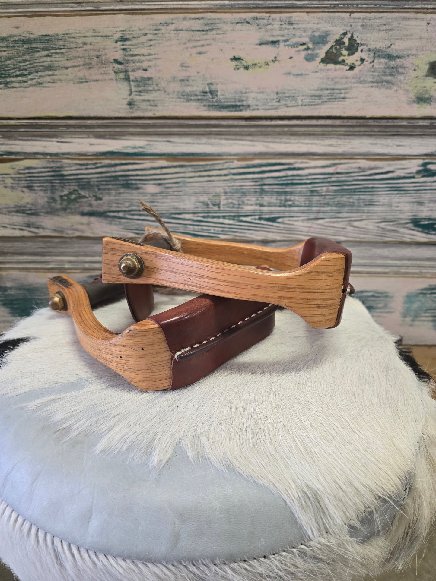 Nettle's Stirrups