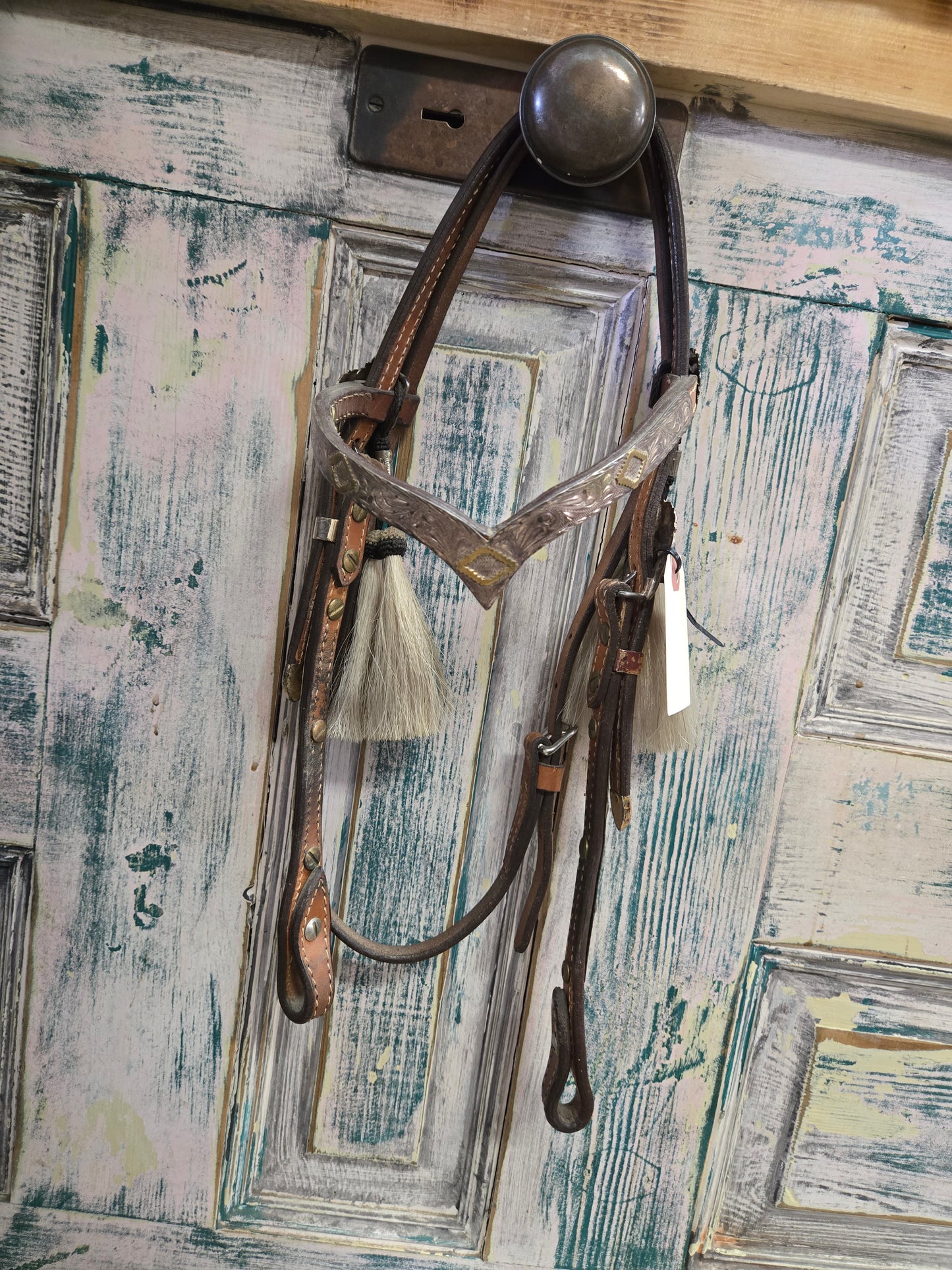 V Browband Headstall                           Hair Tassles