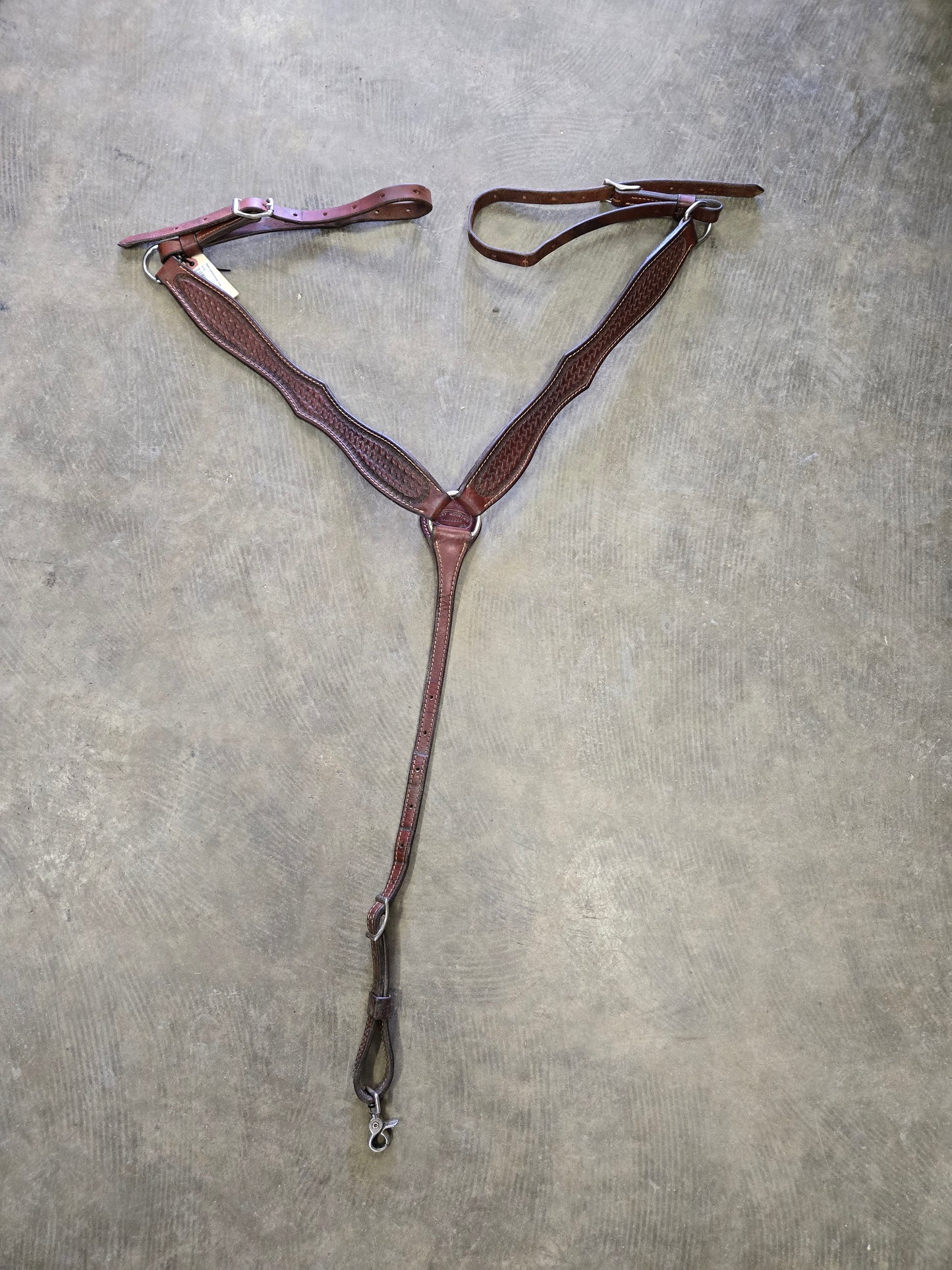 Basket Stamped Breast Collar