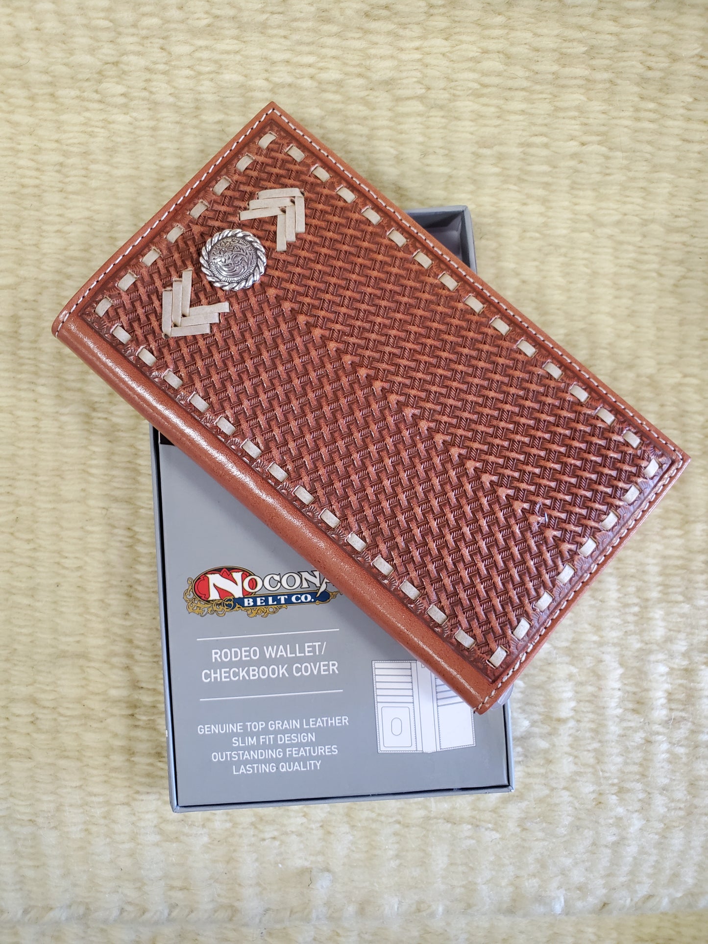 NEW Wallet/ Concho & Stitch Details