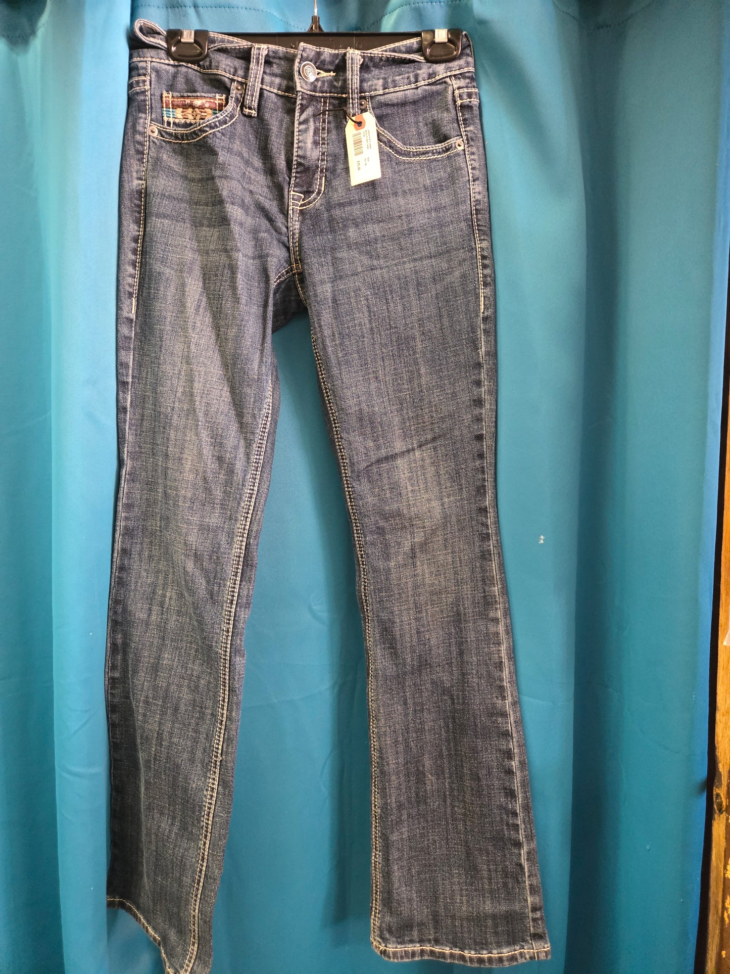 Ladies R & R Jeans                       Aztec Pocket Detail