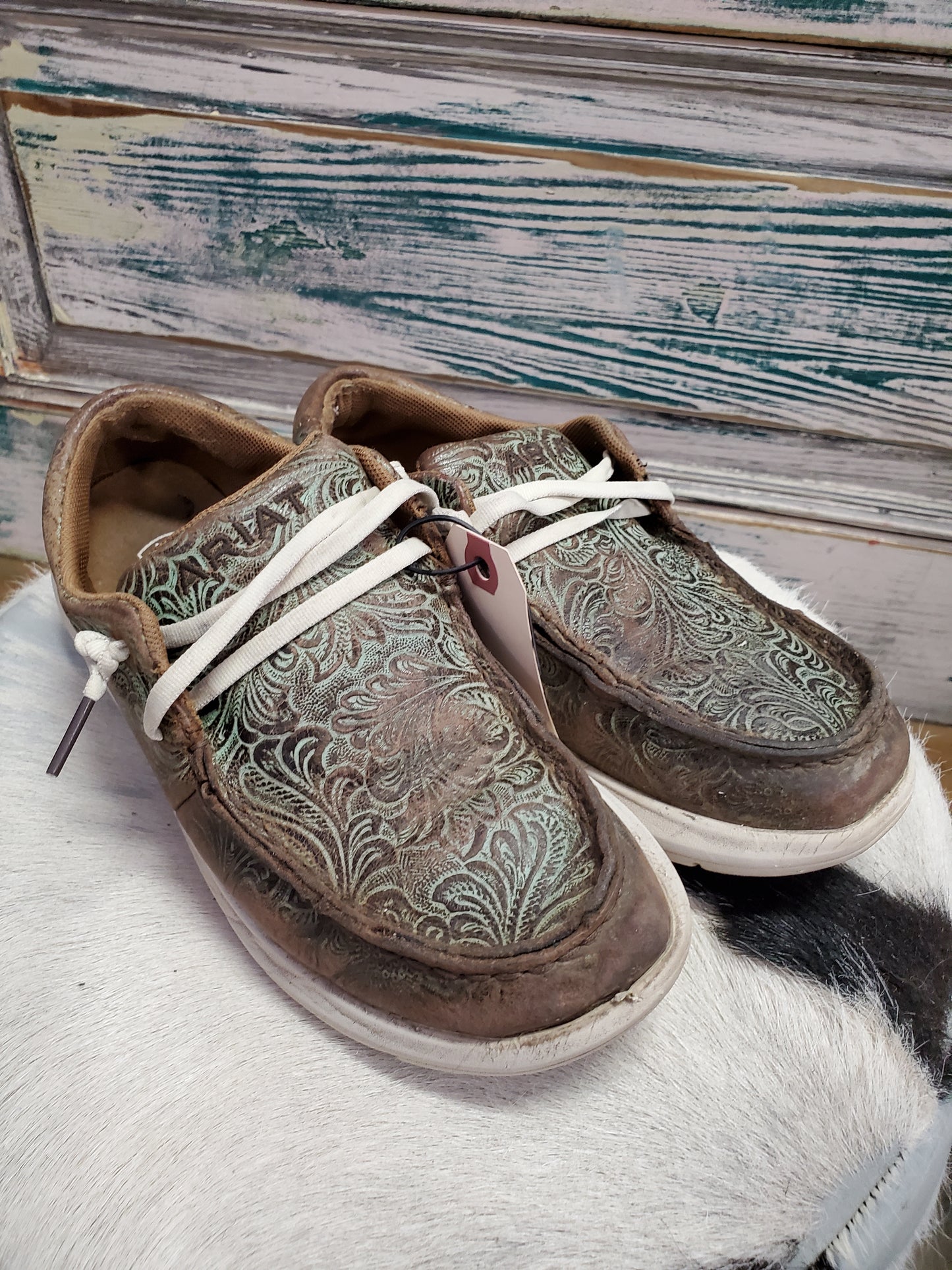 Ariat Carved Look Top Shoes (6)