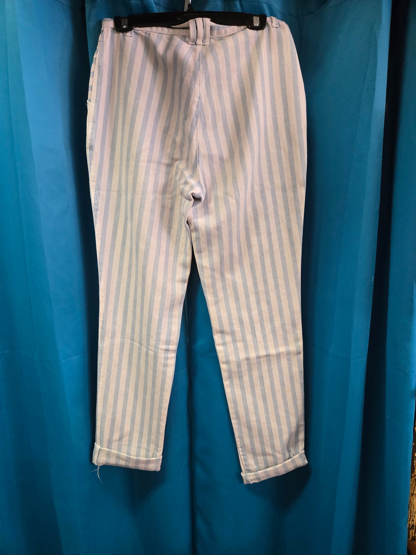 Vintage Striped Button                          Detail Jeans