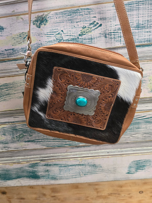 Tooled Crossbody-Concho Det