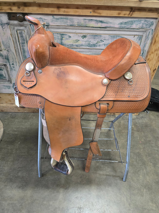 15 Inch Western Rawhide                   Trail Saddle
