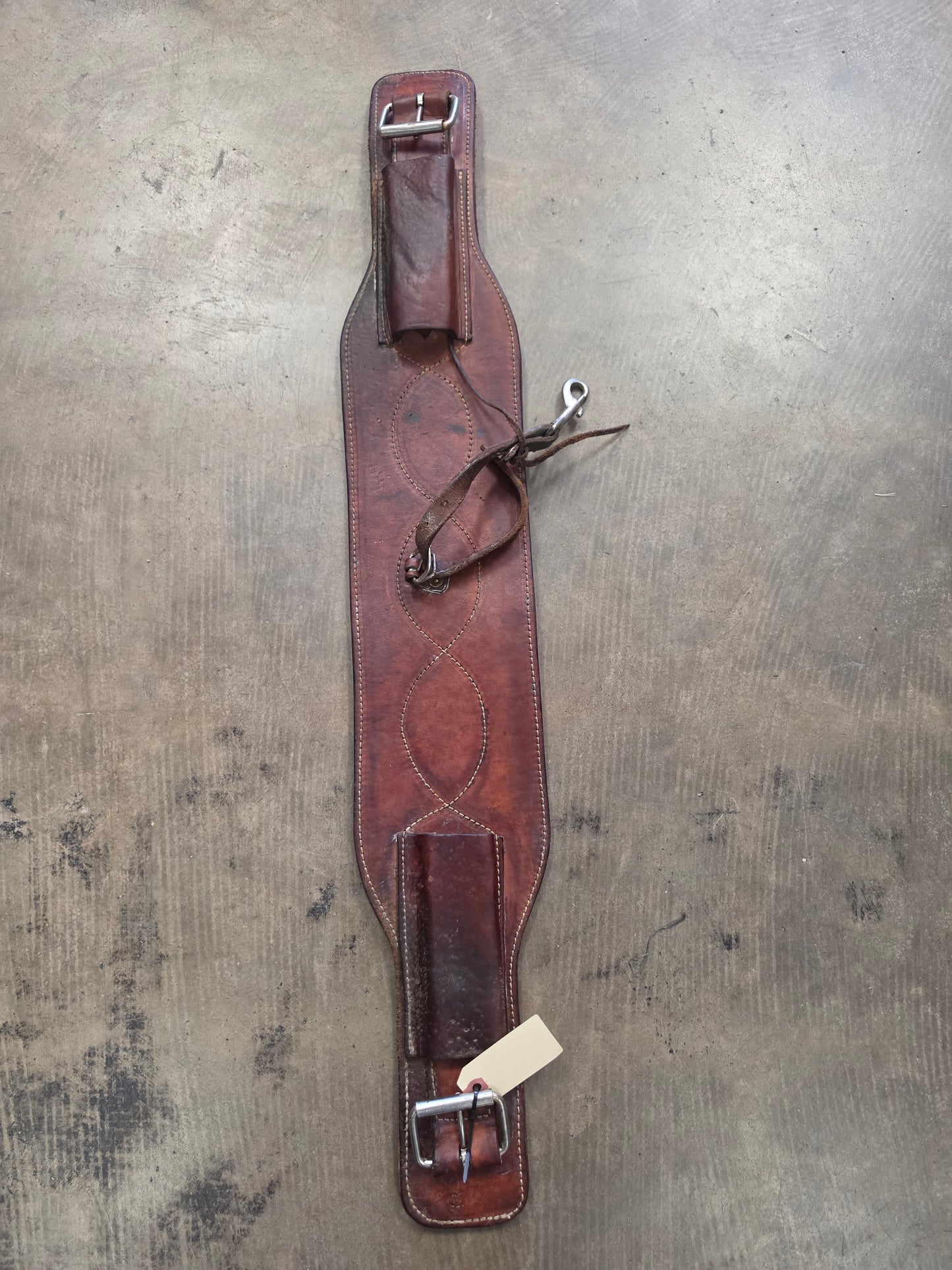 Wide Back Cinch