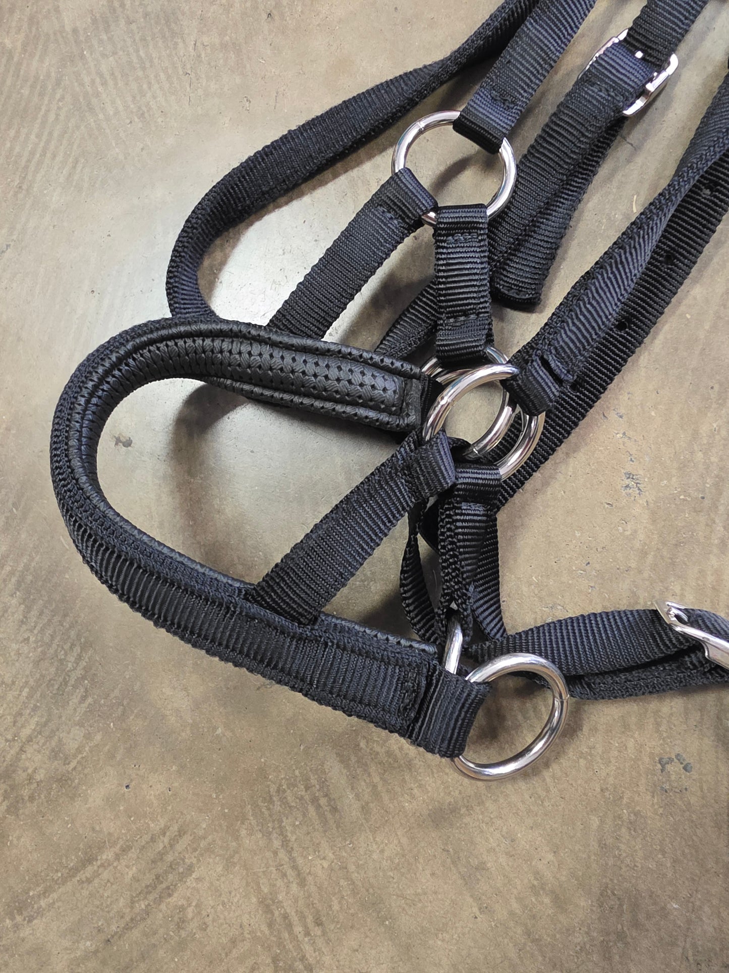 Black Nylon Side Pull