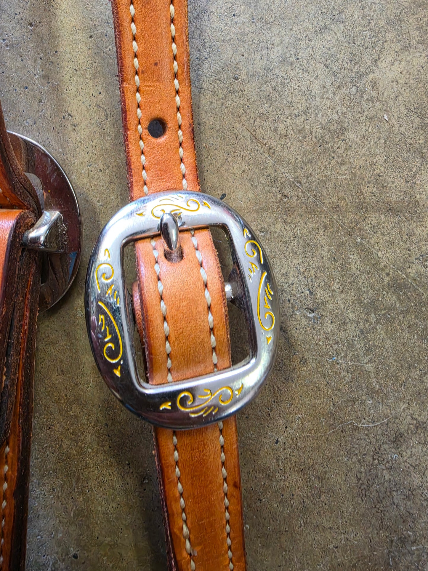 Single Ear Headstall                       Texas Star Concho