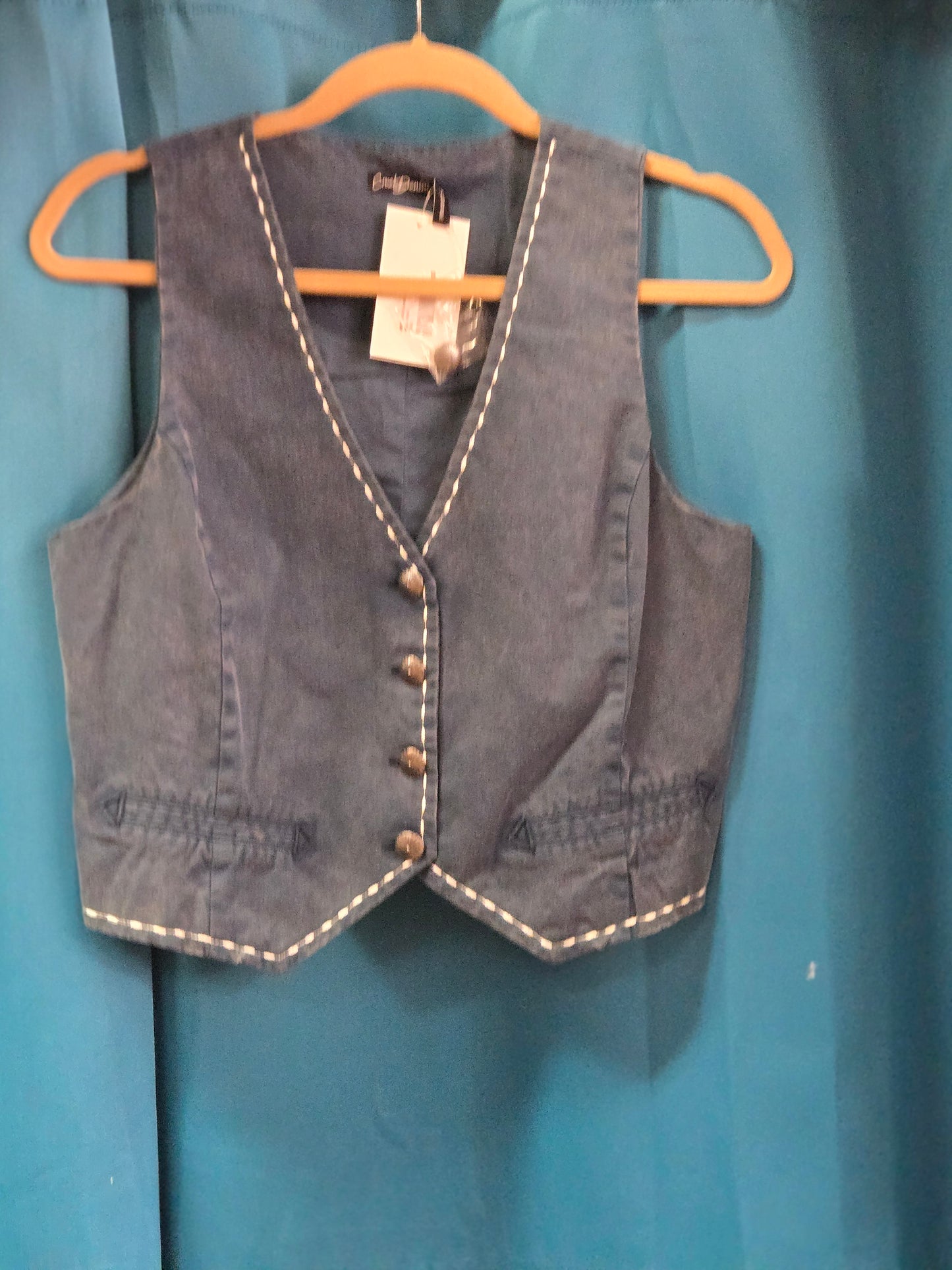 NEW Ladies Denim Vest                           White Stitch