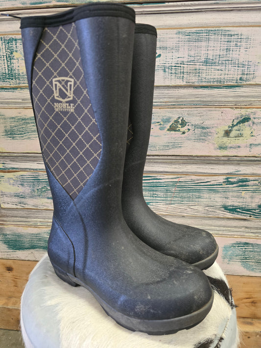 Ladies Noble "Muds"Boots sz 9
