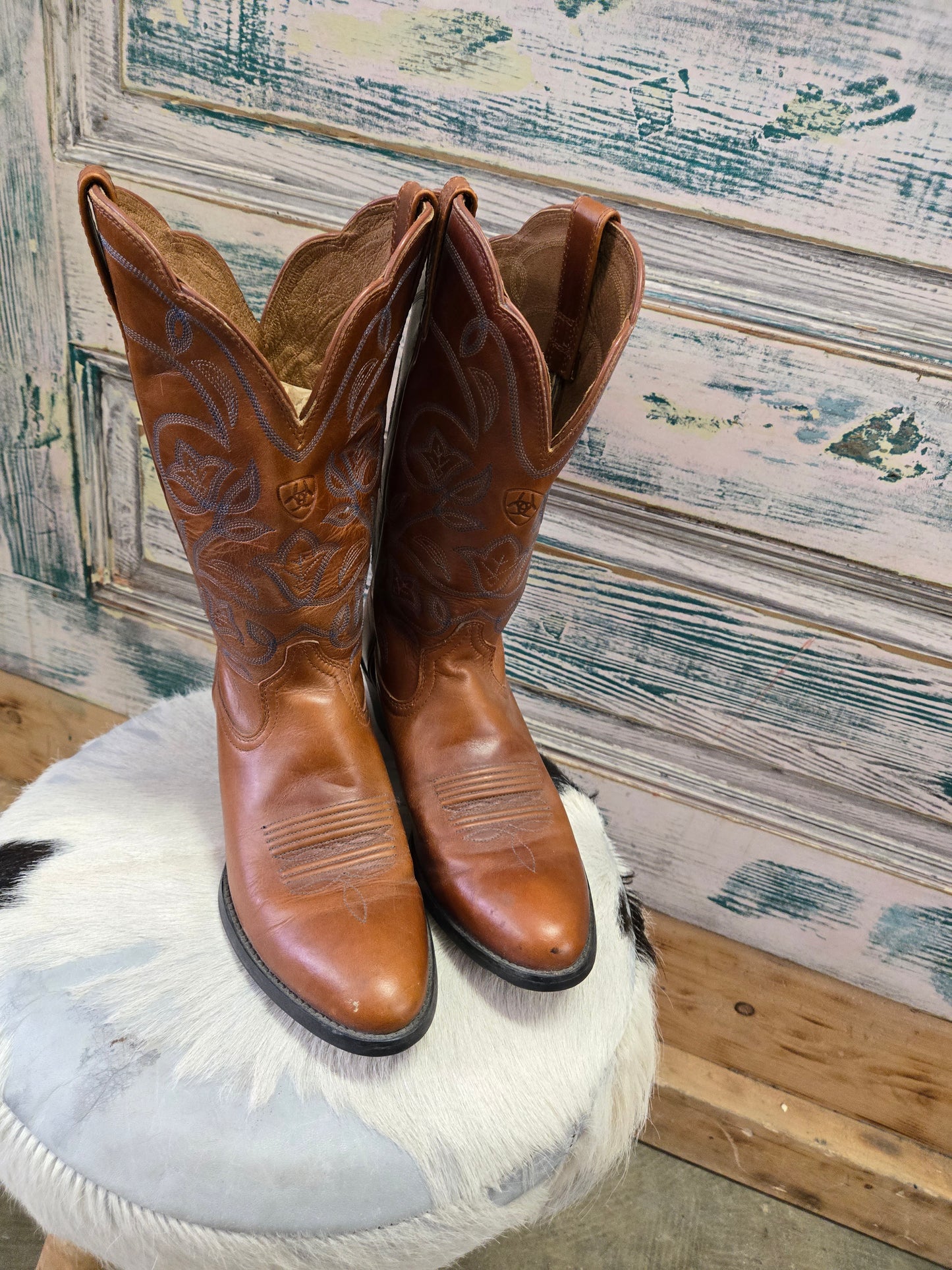 Brown Rounded Toe Boot