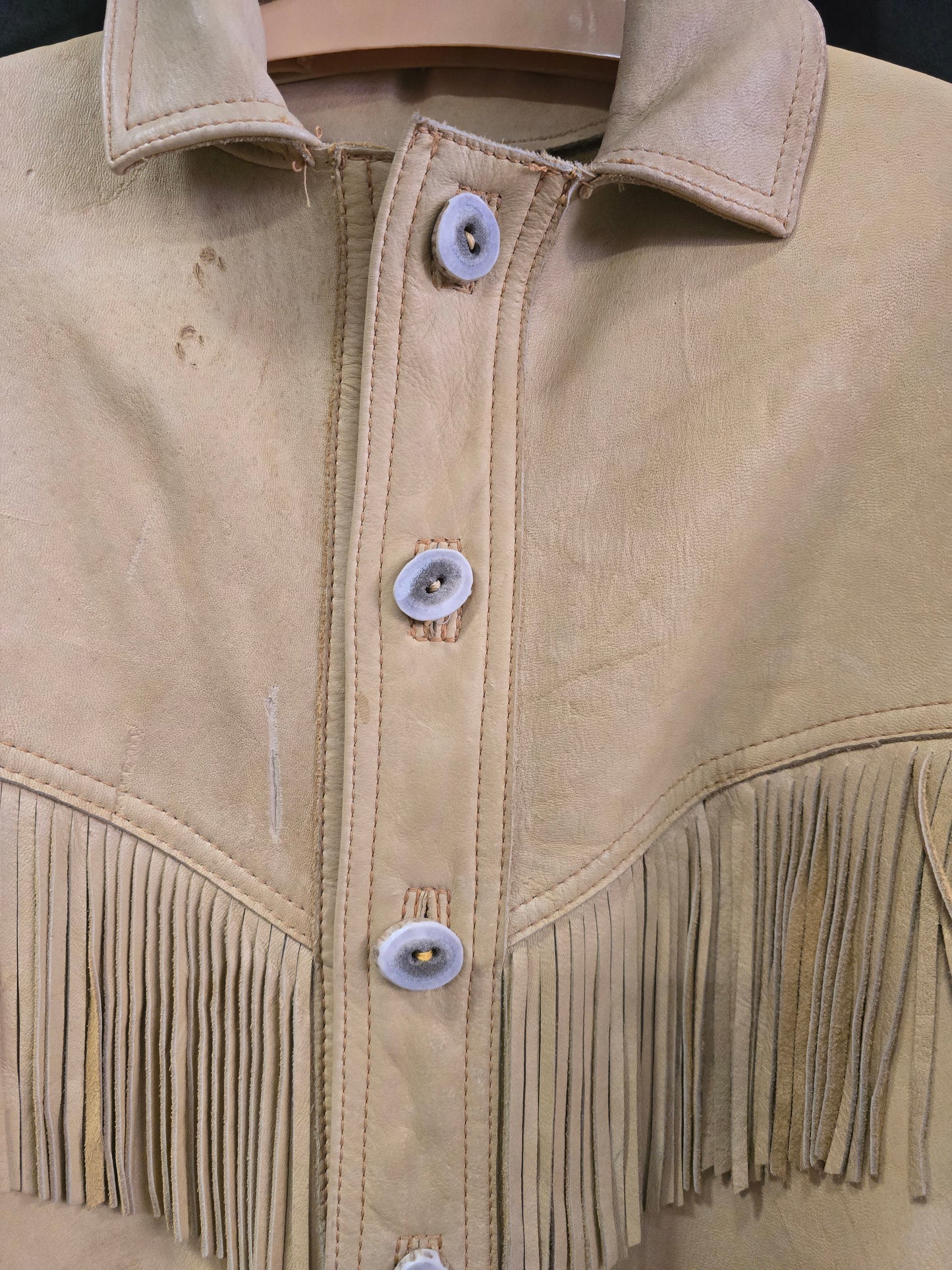 Vintage Fringed Natural Hide Jkt