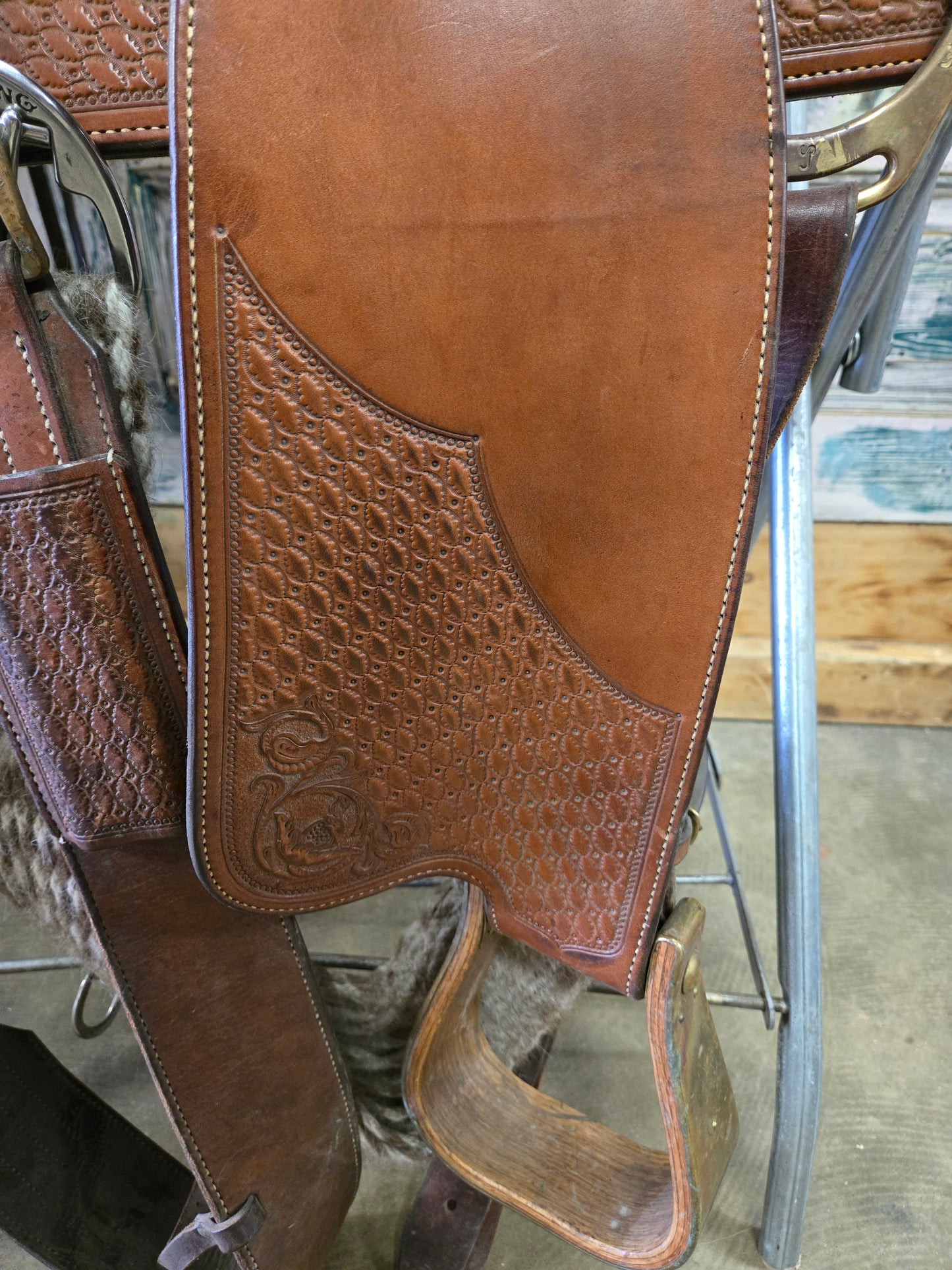 Ken Cameron All Round Cowhorse                        (15.5)