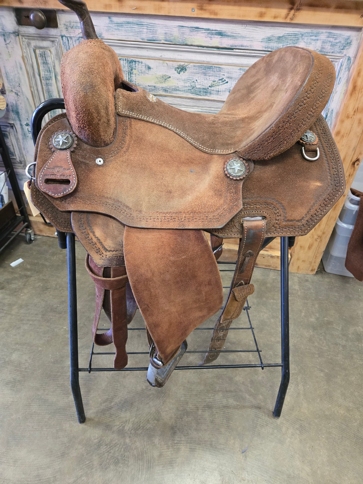 14.5 Inch Rough Out                            Barrel Saddle