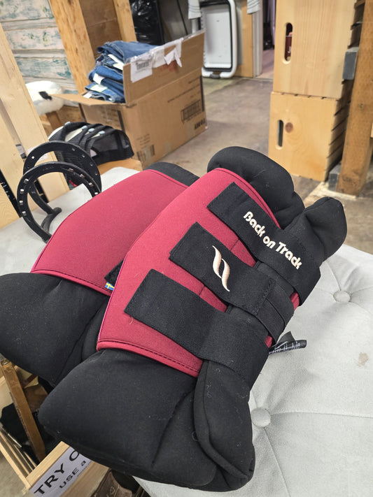 Back On Track Therapy                      Hock Boots