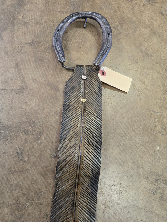 Feather Hip Belt W/Large Horseshoe Buckle