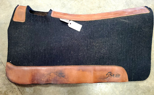 Black 5 Star Felt Pad (30 x 30)