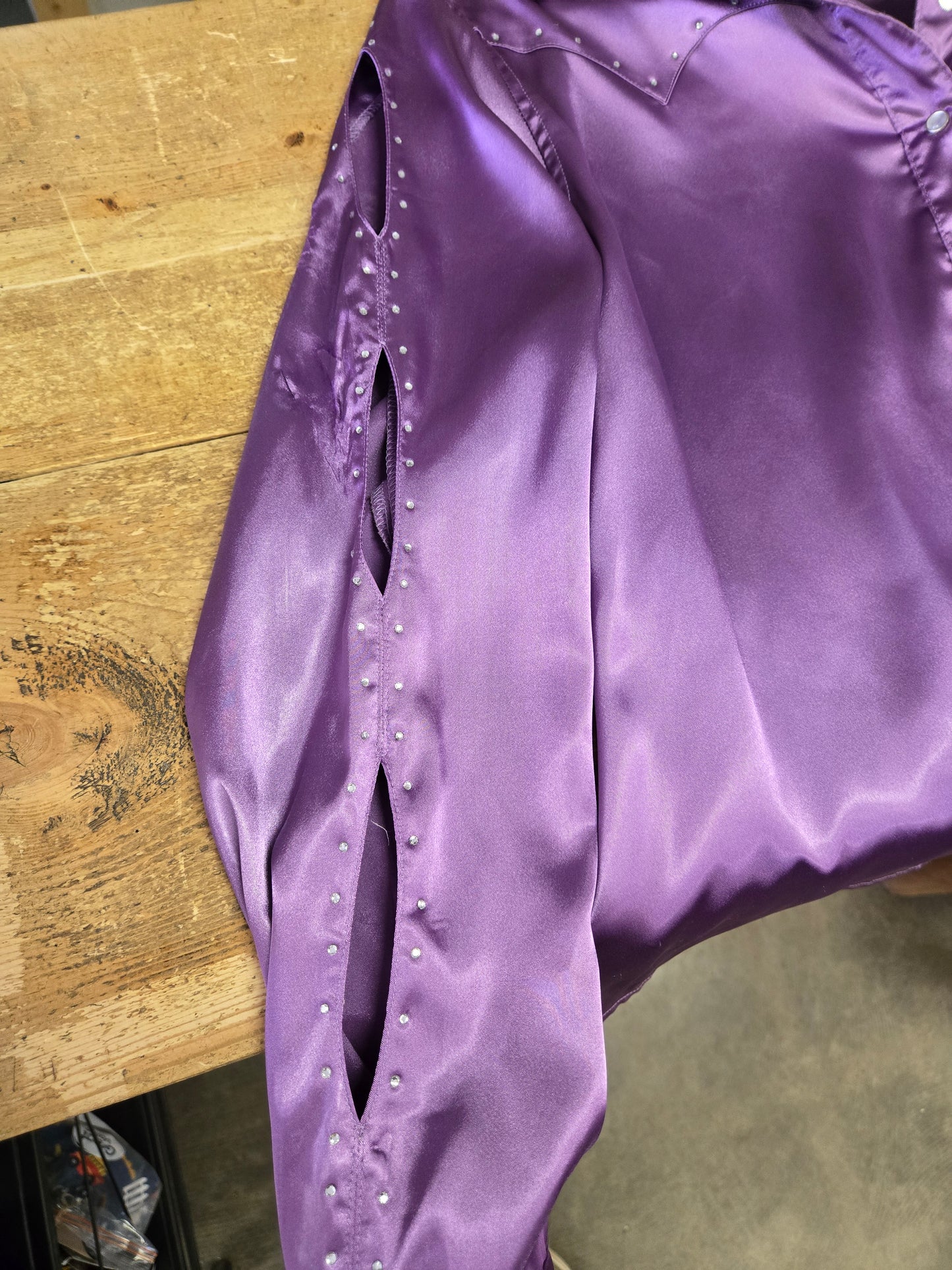 Ladies Purple Western Shirt w/Rhinestones