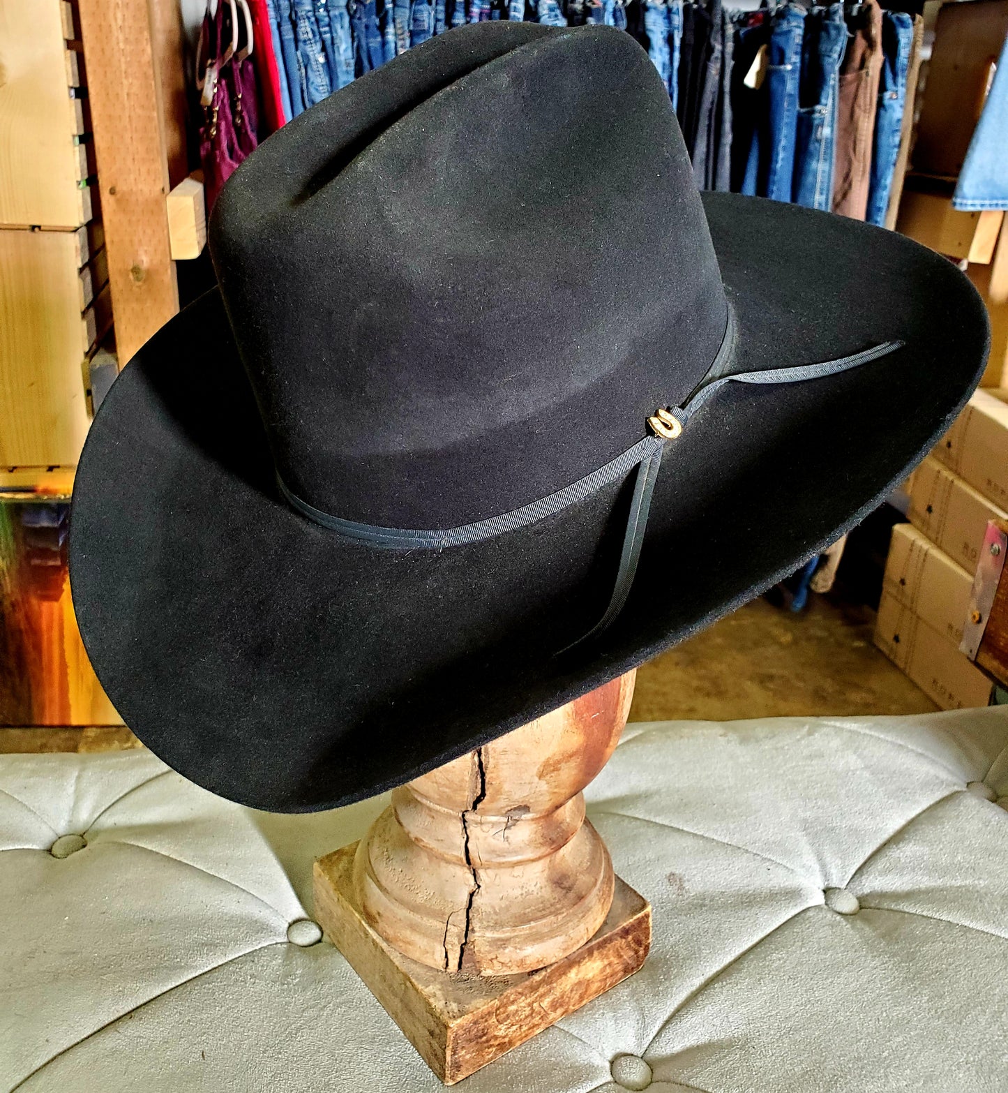 Black Felt Hat (20X)
