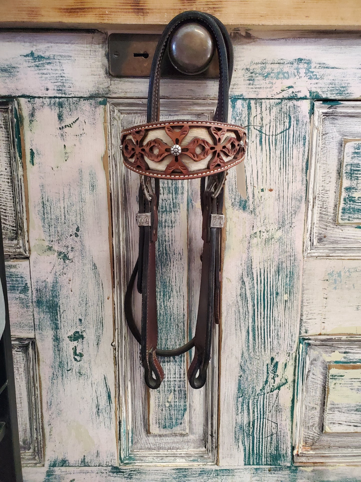 Carved Headstall/ Hide On