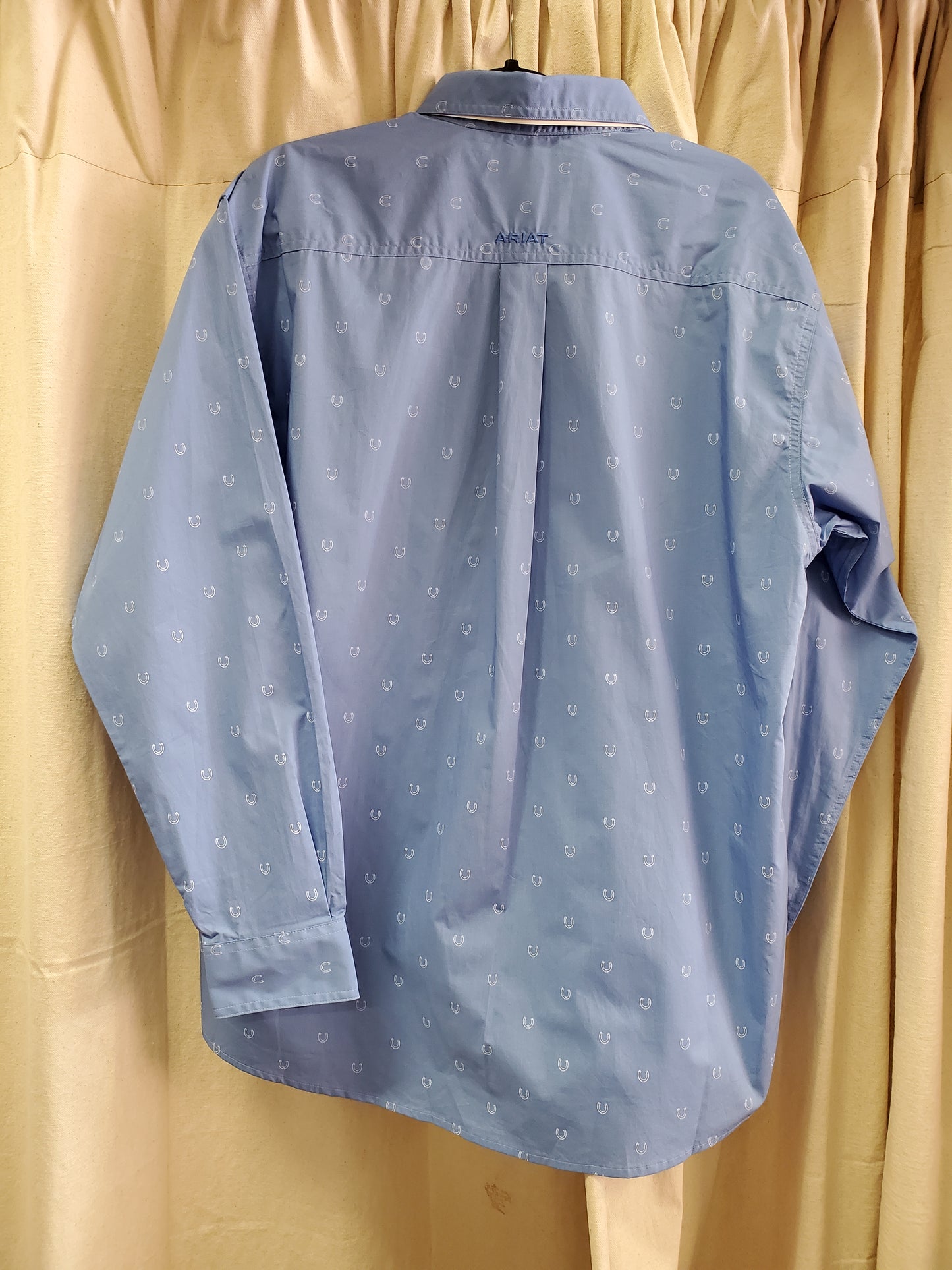 Blue Horseshoe  Print W/Shirt NEW