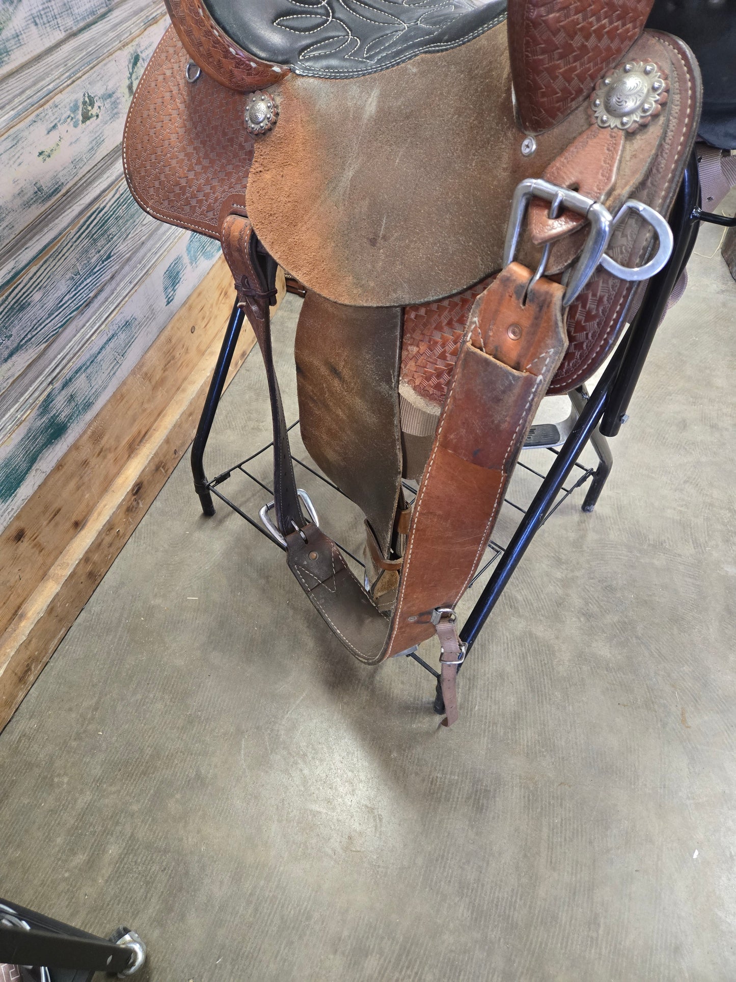 Double J Pro Barrel Saddle ( 13.5)