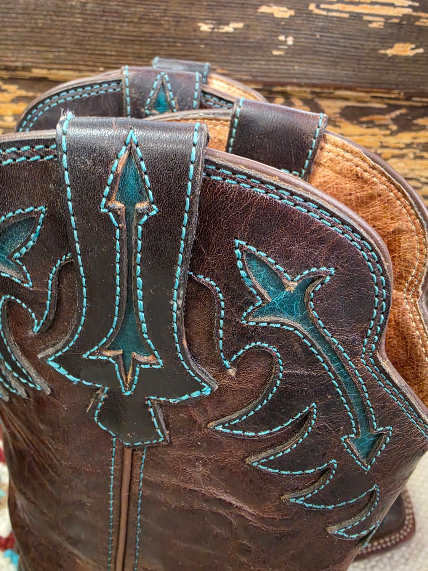 Sq. Toe Boots/Turq. Arrow                            Details