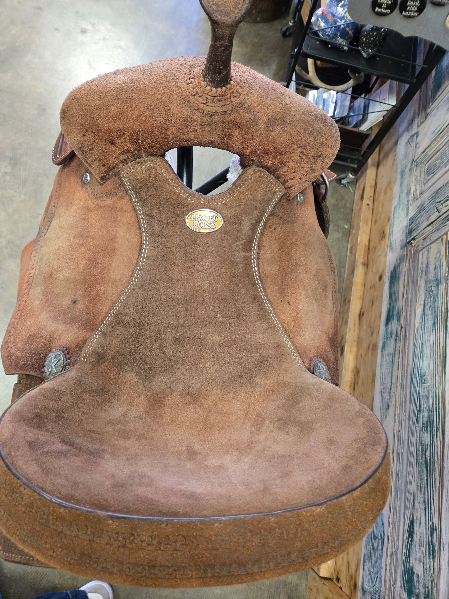 14.5 Inch Rough Out                            Barrel Saddle