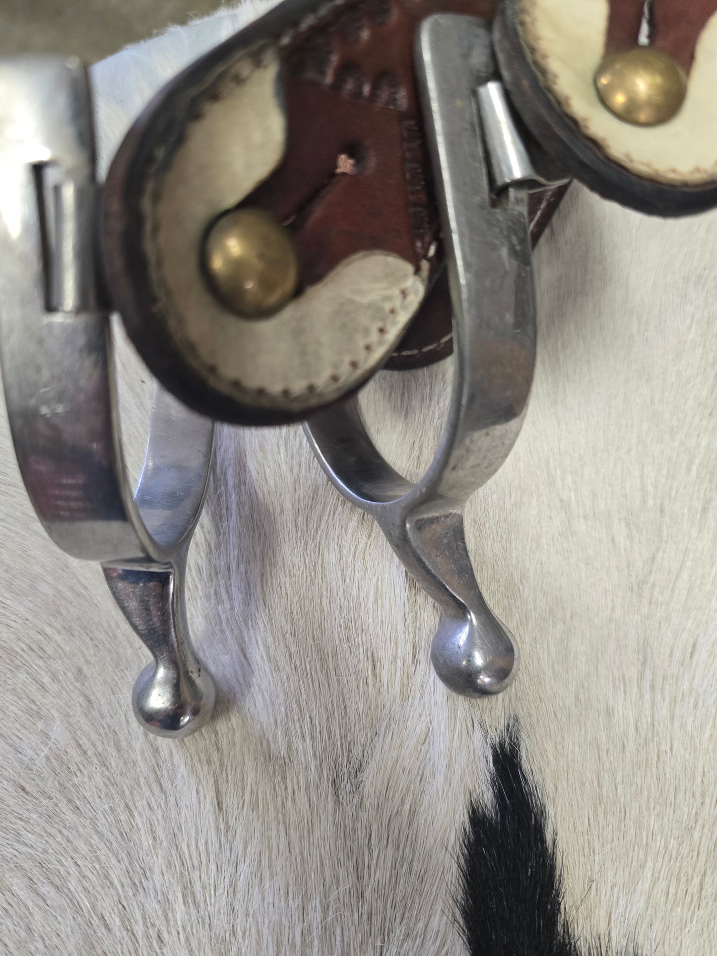 Ball Spurs with Straps