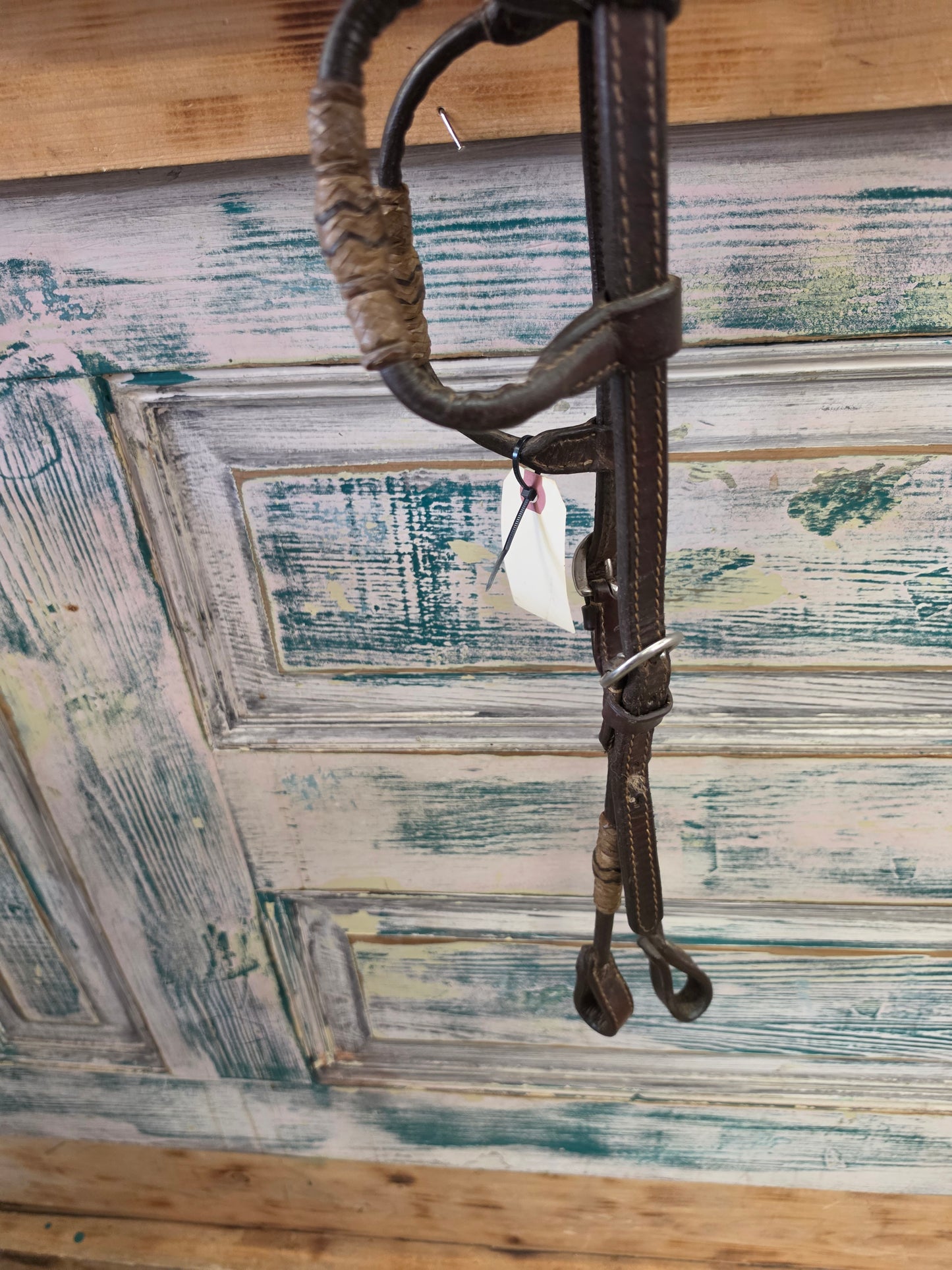 2 Ear Rawhide Headstall                        Rolled Cheeks