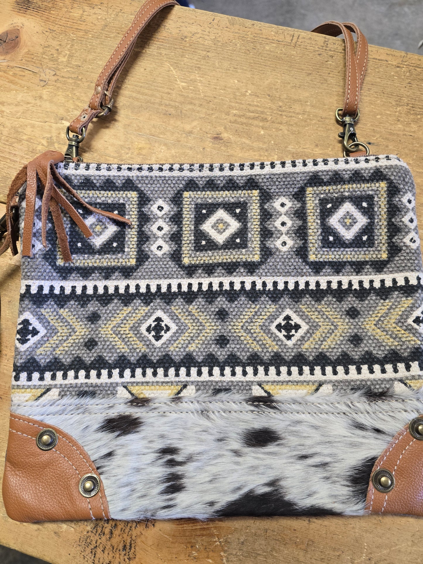 Bison Ridge Crossbody-Hide