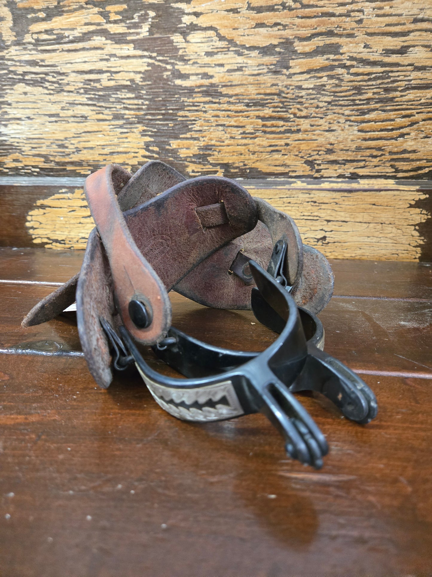 Black Roper Spurs w/ Straps