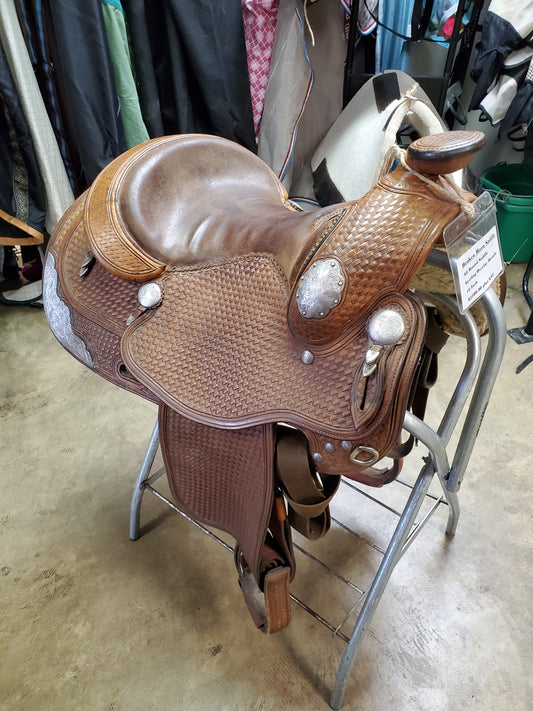 Broken Horn All Around Saddle