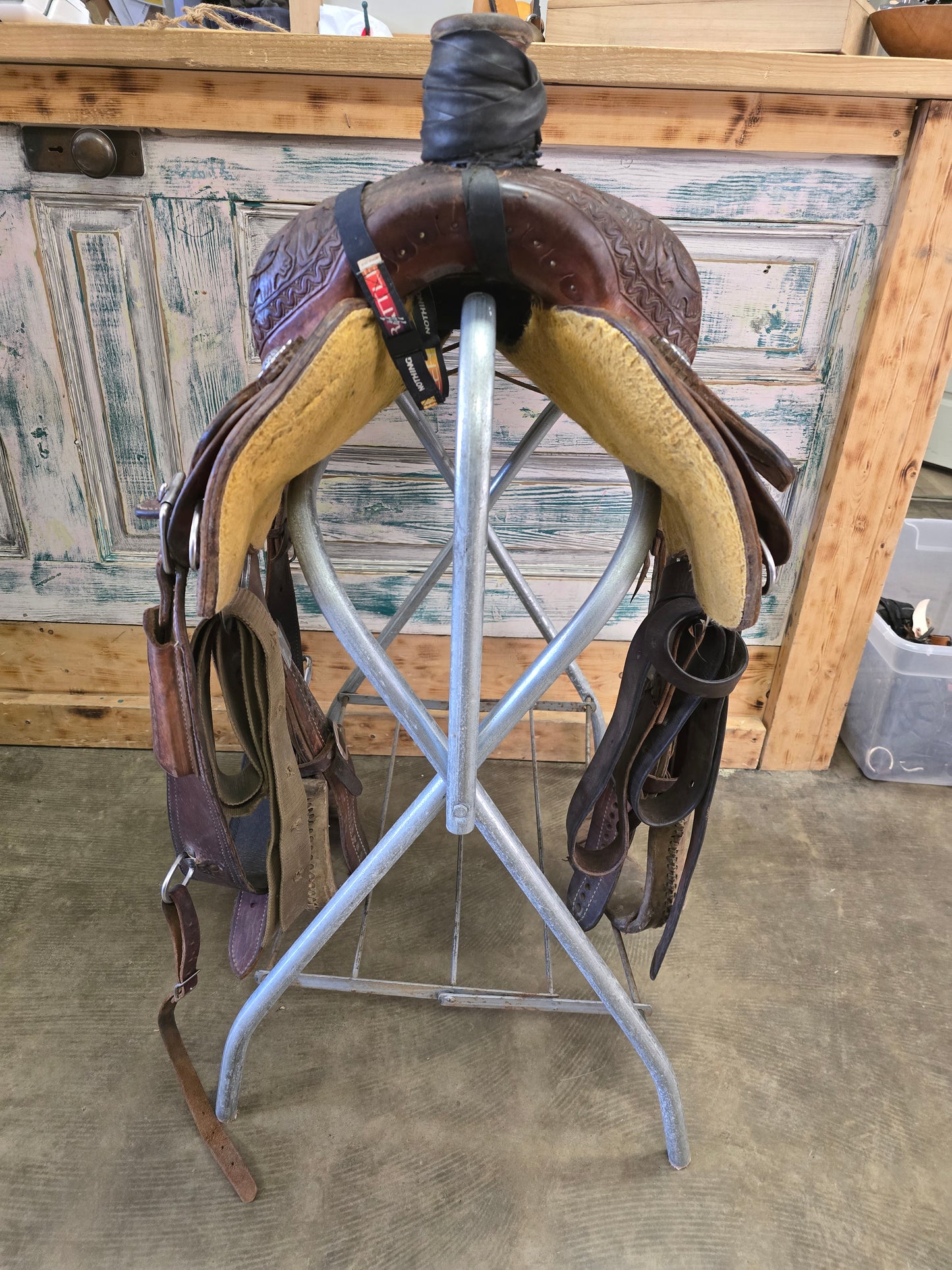 Irvines (14 Inch) Rope Saddle