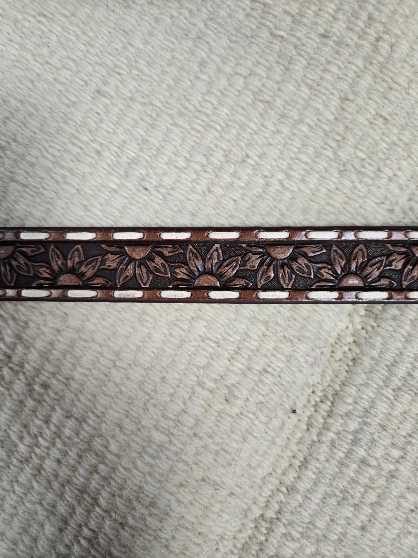 NEW White Buckstitch Belt