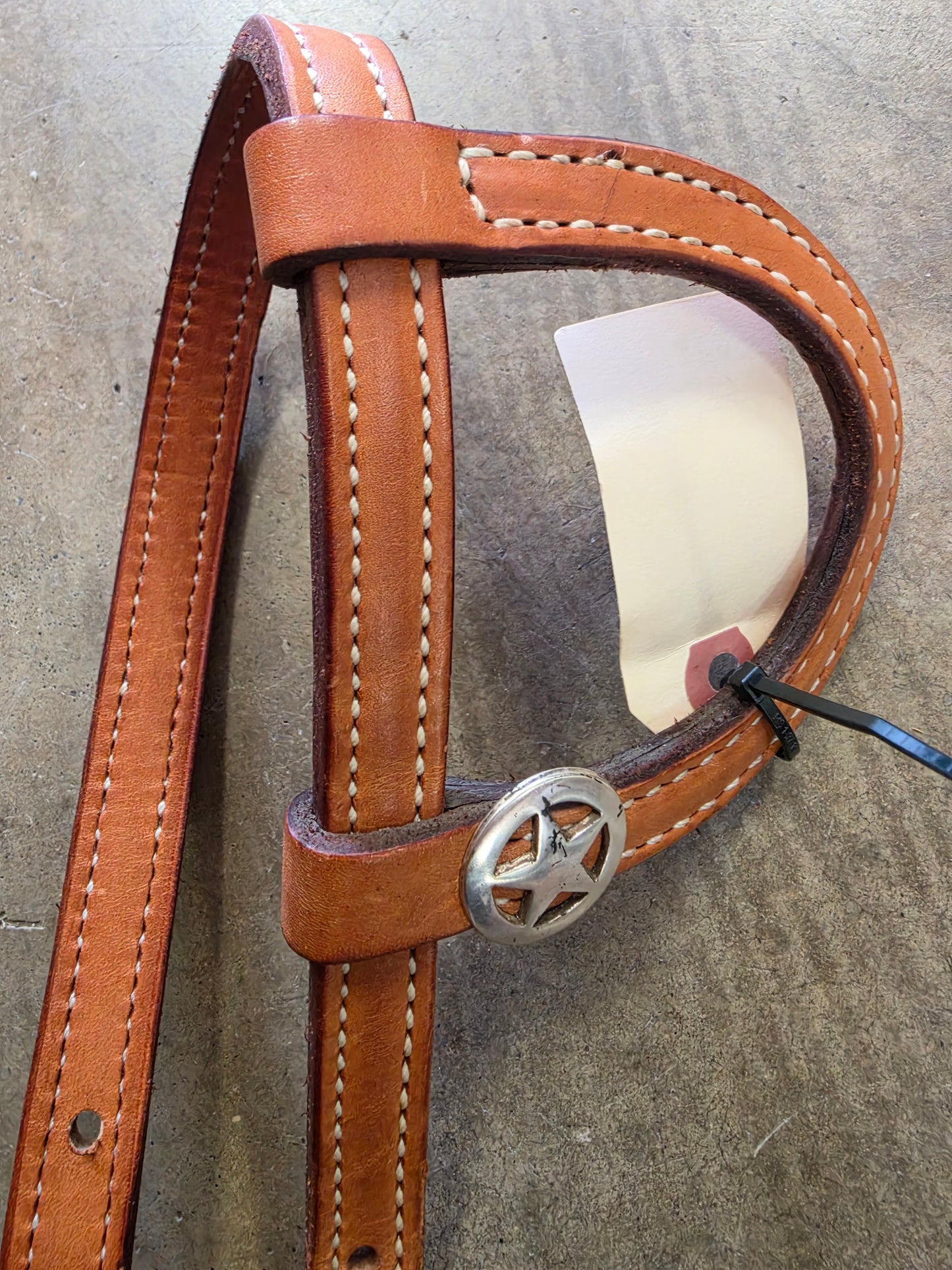 Single Ear Headstall                       Texas Star Concho