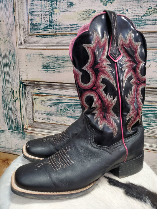 Ladies Black & Pink Boots 9B