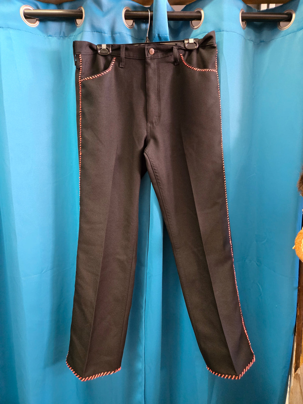 Upcycled Vintage Trousers                    Black - Pink