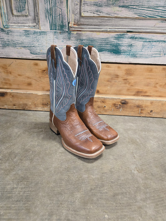 Like NEW Ariat Ladies Boots                Blue top