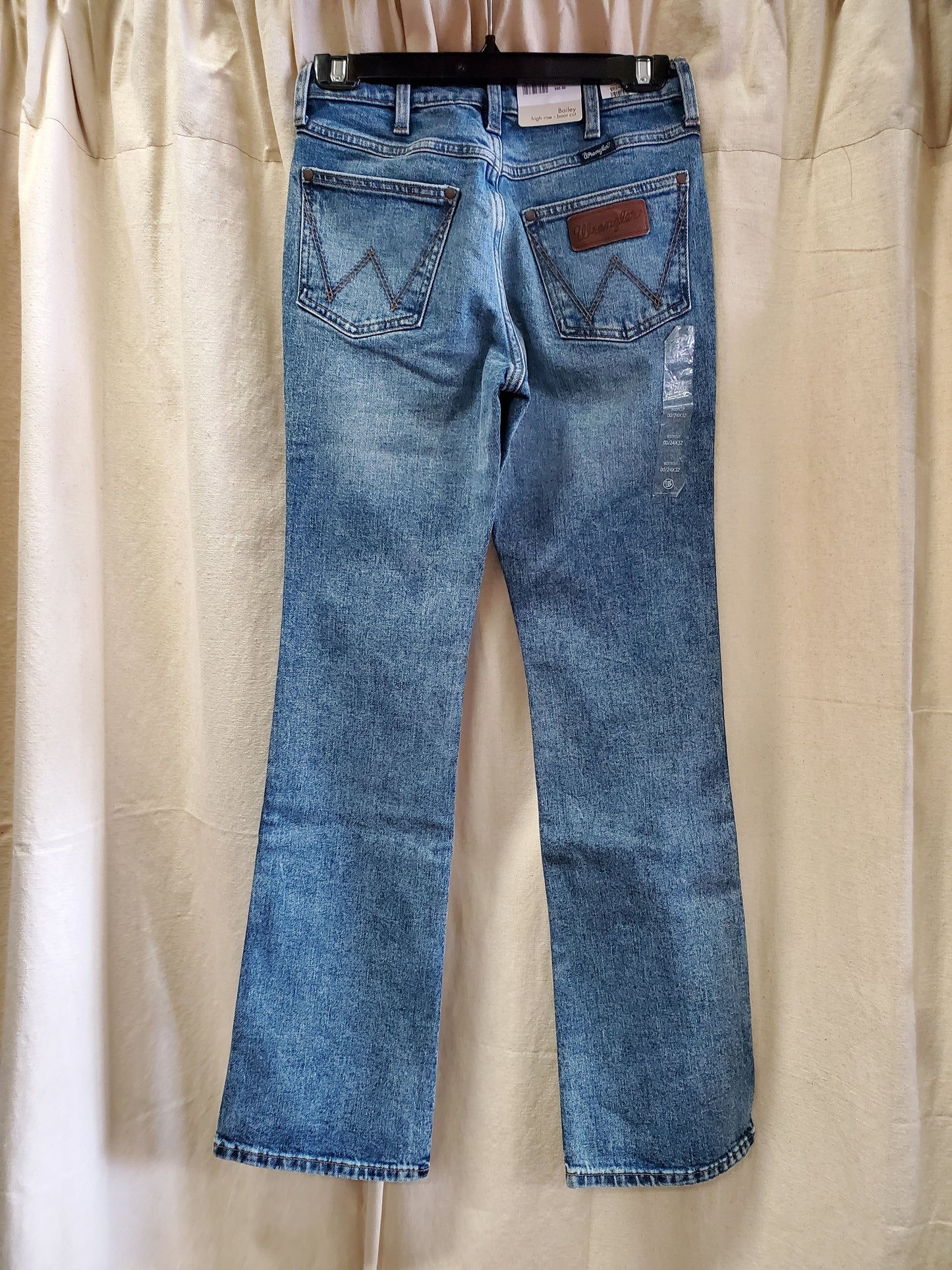 NEW Wrangler Retro Bailey Jeans