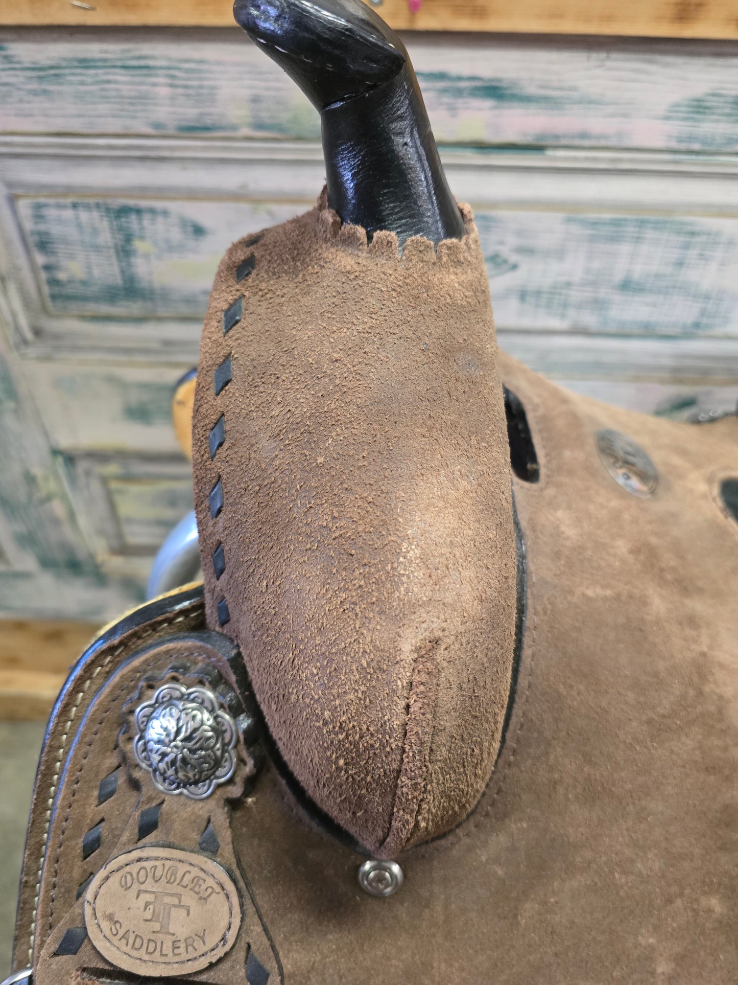 NEW Youth Barrel Saddle                  Buckstitched