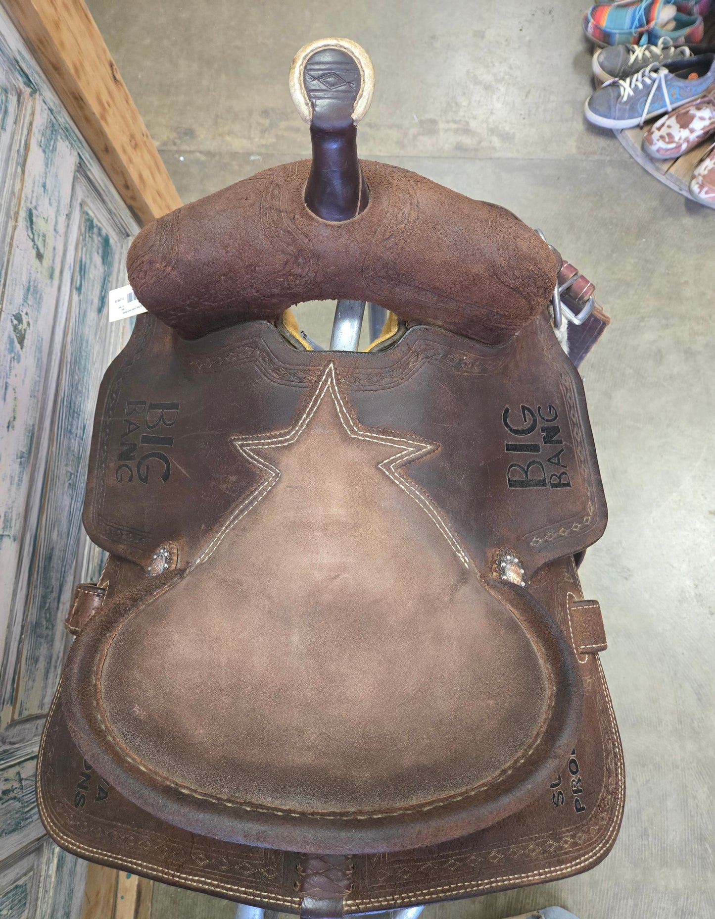 Big Bang Trophy Barrel Saddle