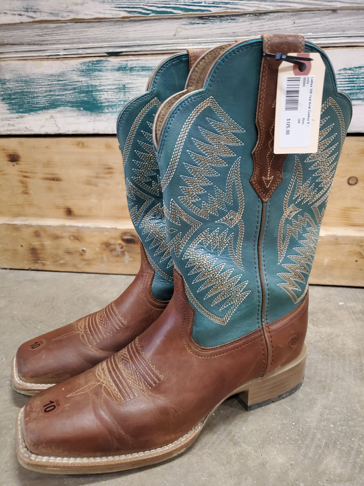 Ladies 10B Teal Ariat Cowboy Boots
