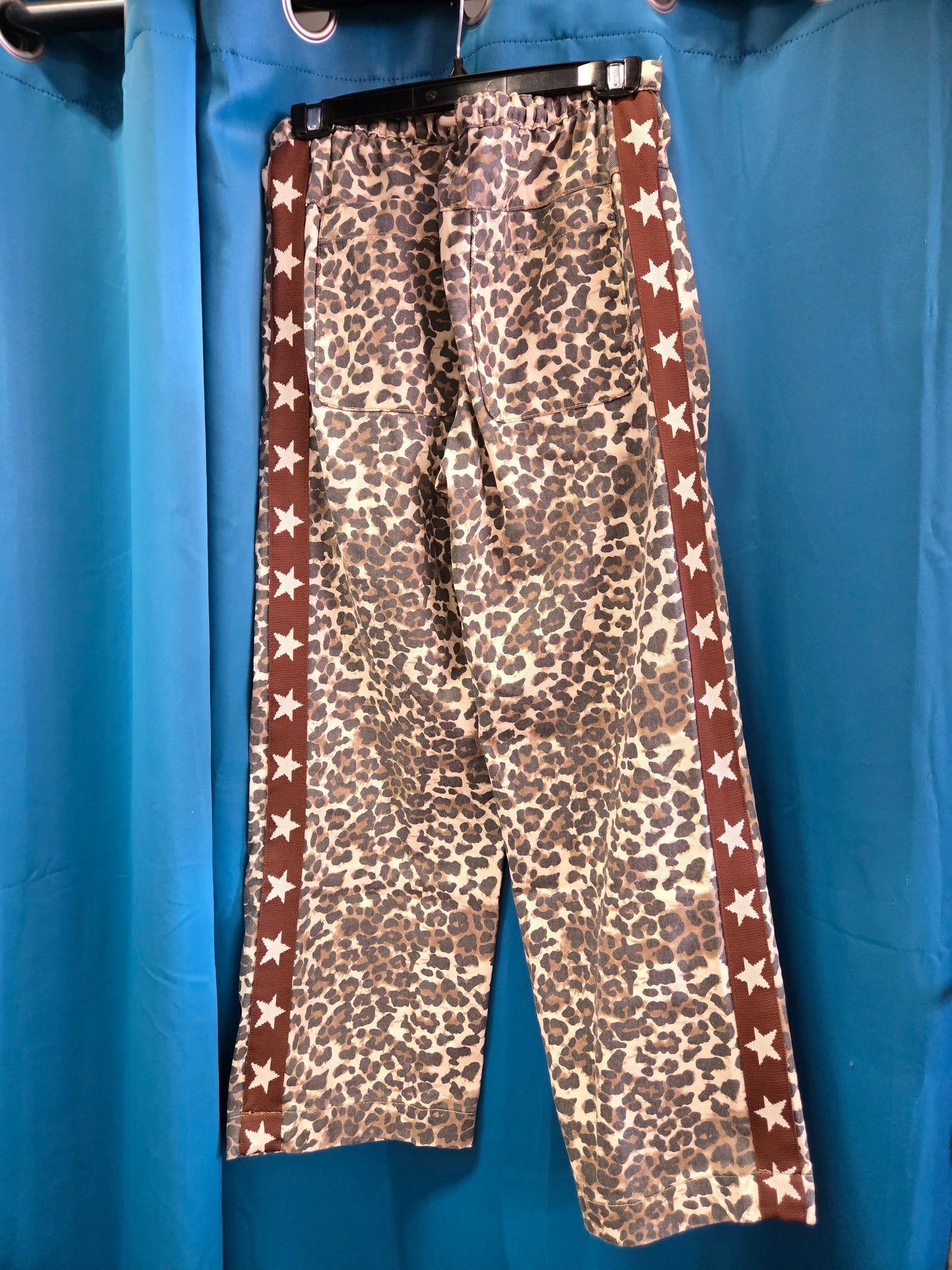 Animal Print Wide Leg Pants                            Stars