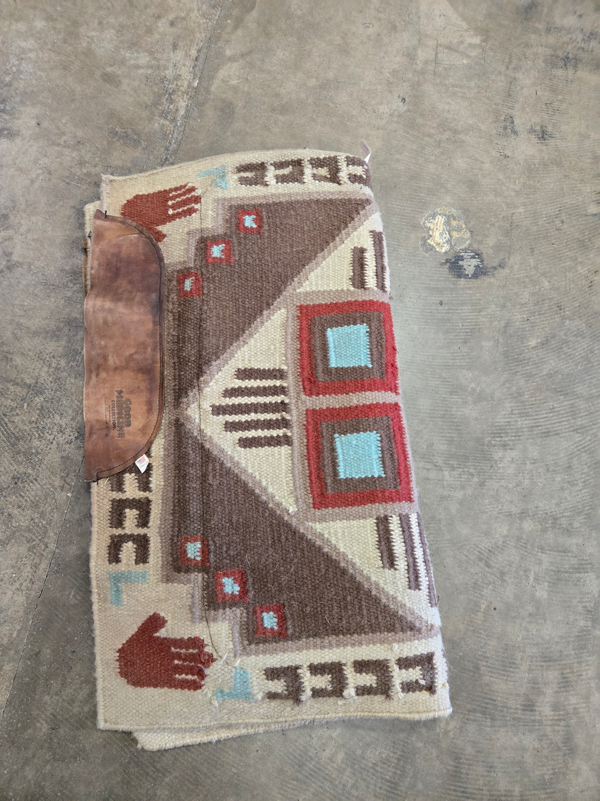 Good Medicine Blanket Top                           Felt Pad