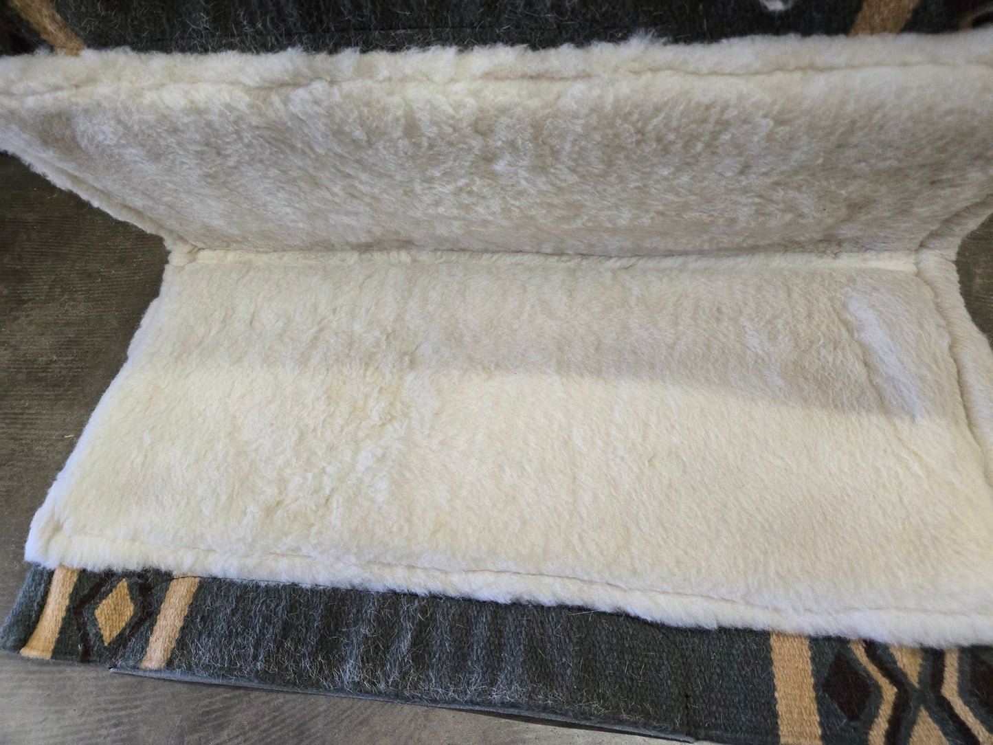 Green Blanket Top/Fleece Pad