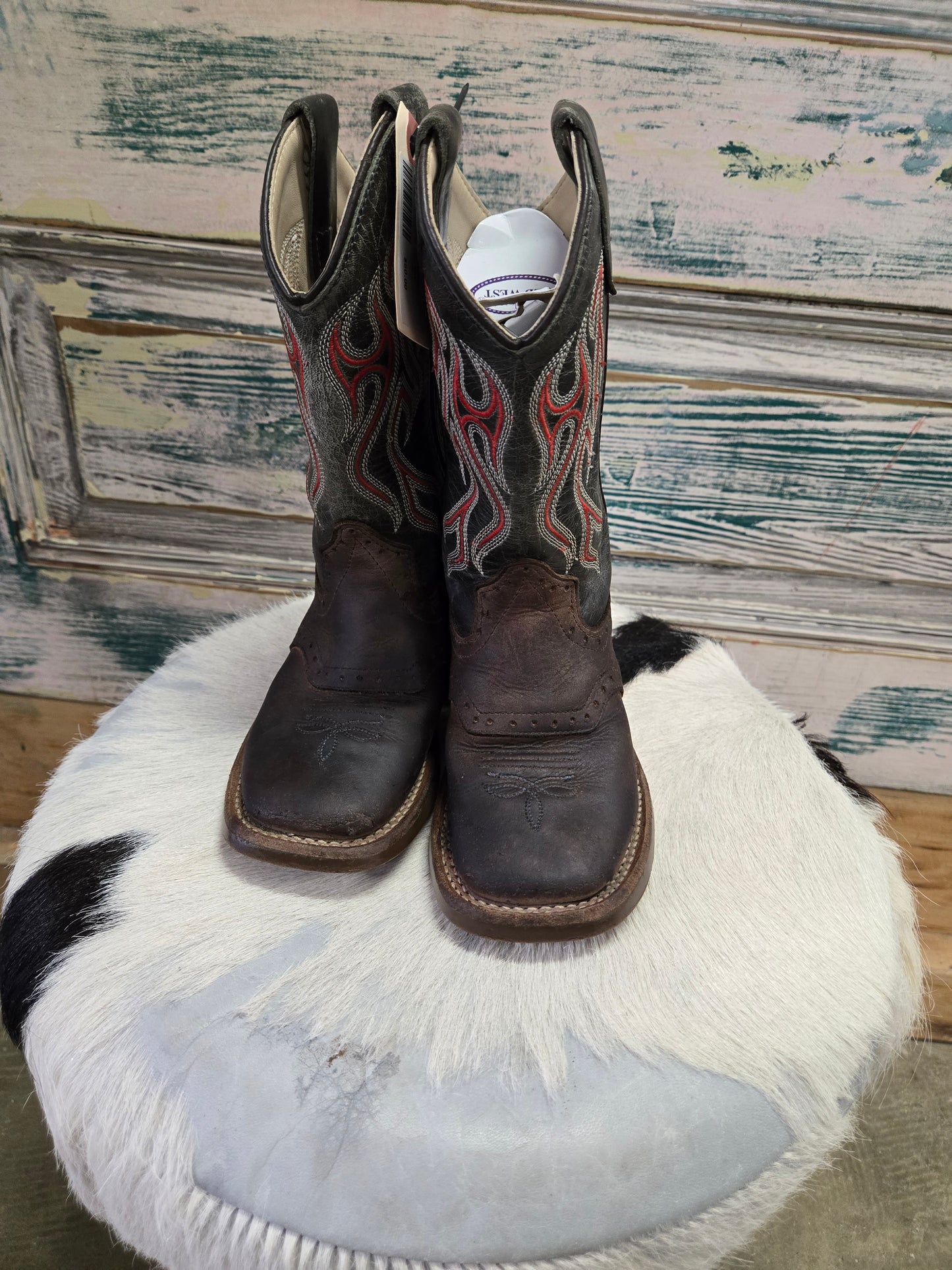 Black- Red  Top Sq. Toe Boots
