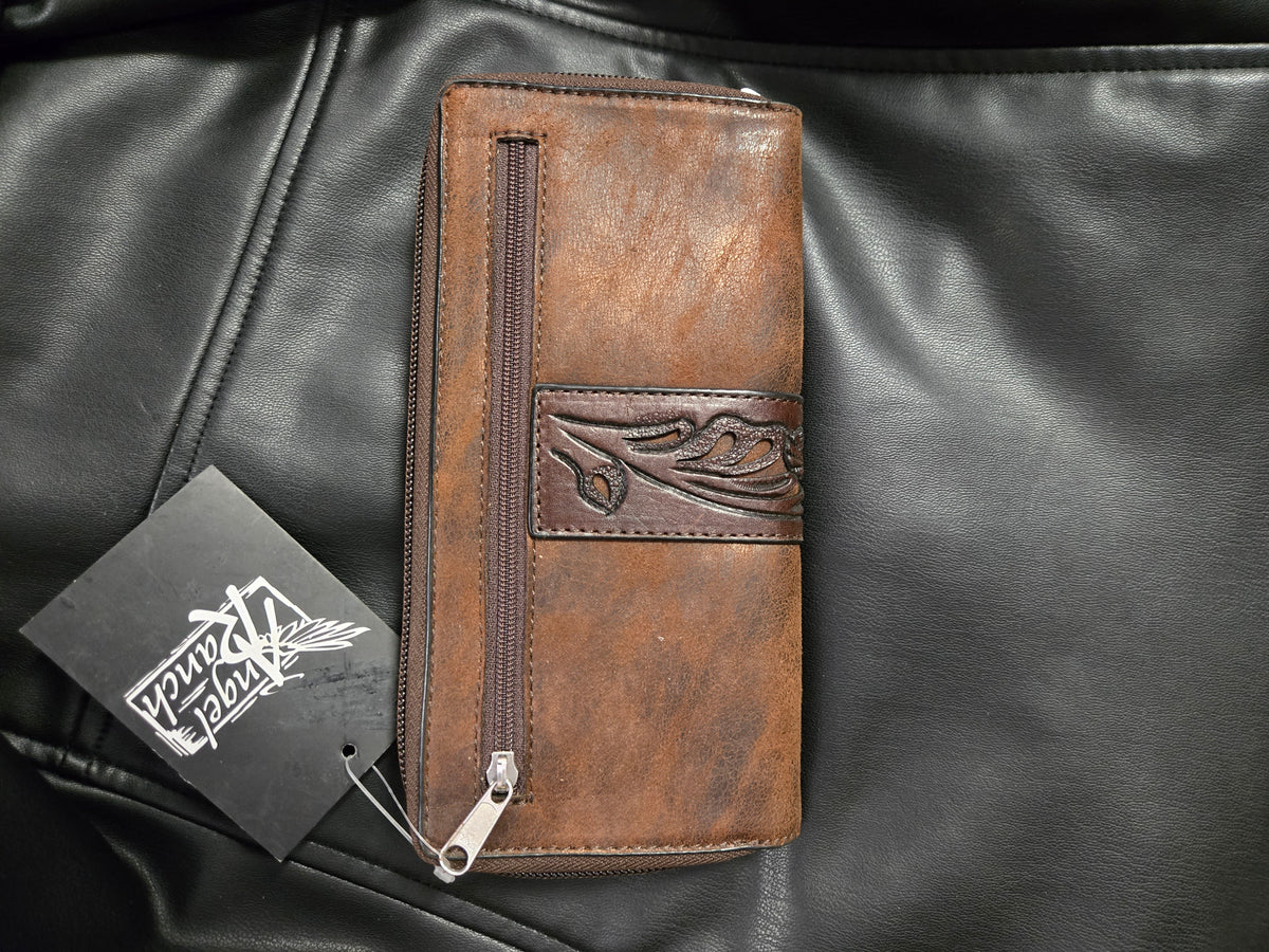 NEW Ladies Leather Wallet-Concho