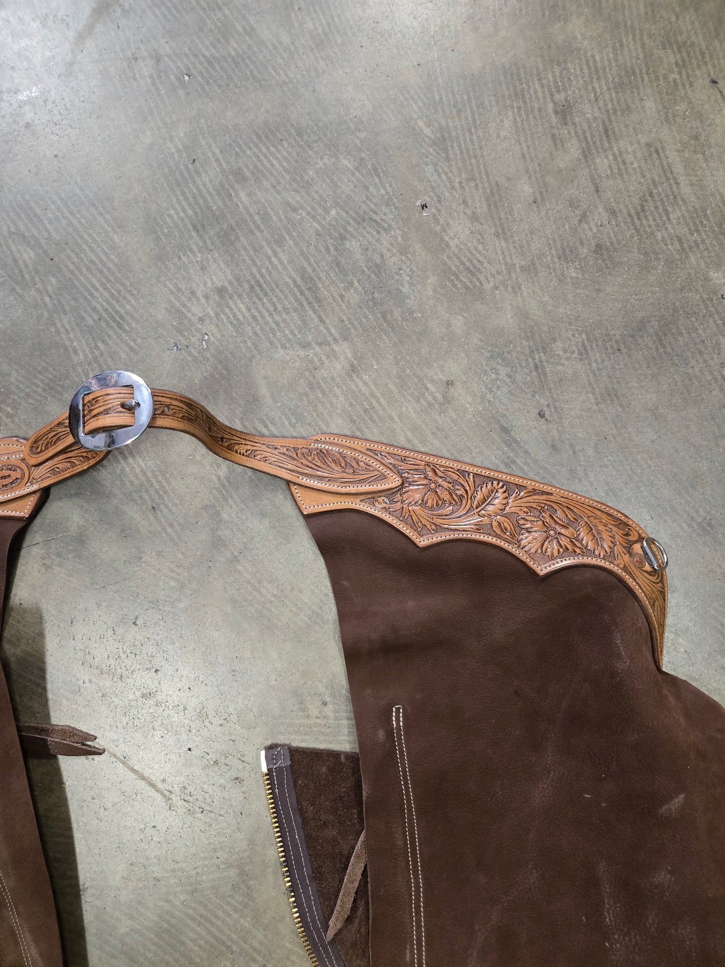 LIKE NEW Chaps- Carved Belt