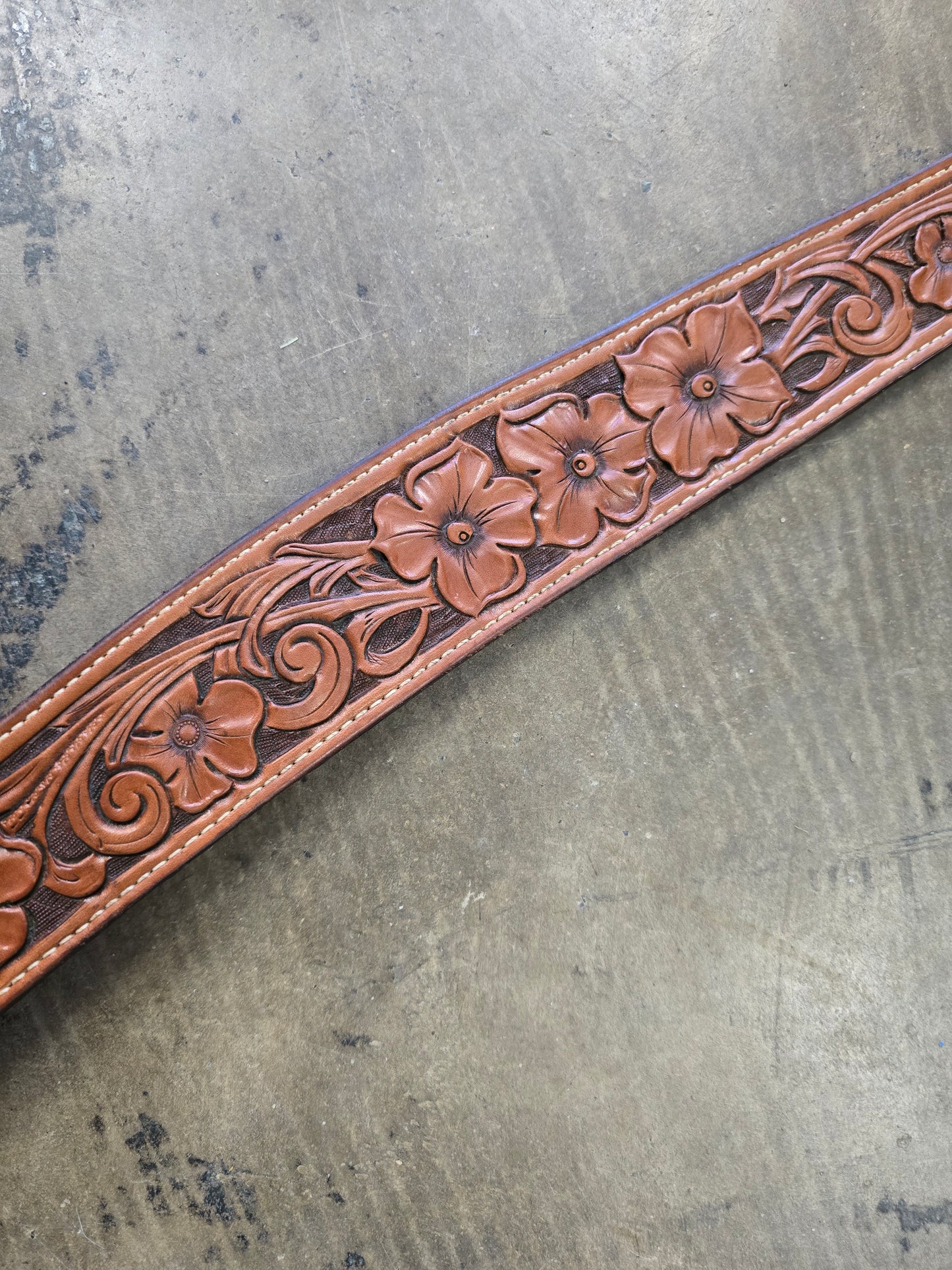 HB Leather Carved Breast Collar